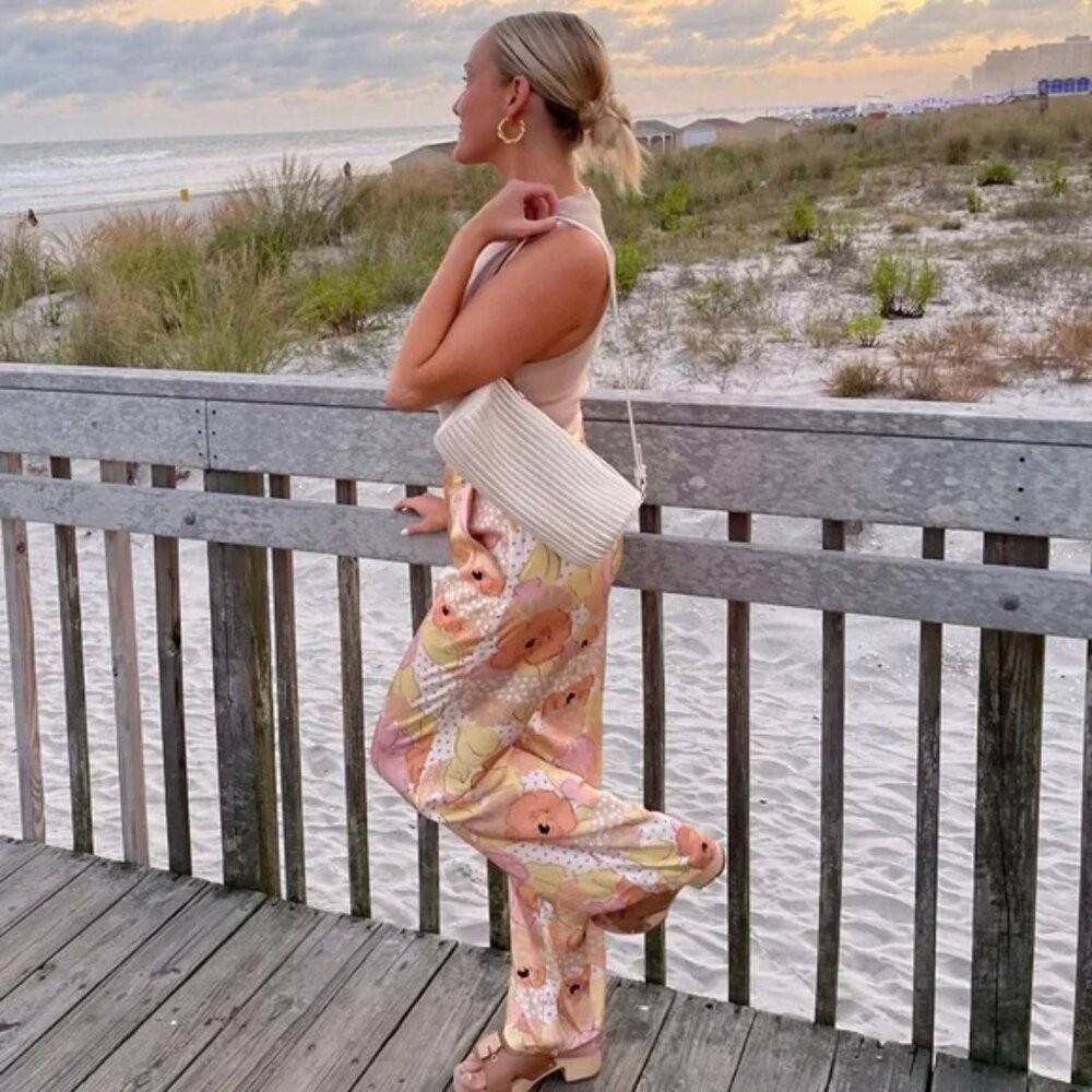 VRG GRL Valerie Wide Leg Floral Pants Peach Pink Daisy Print Size 6 - Picture 4 of 13